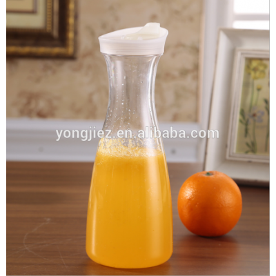 Unbreakable plastic beverage carafe with lid